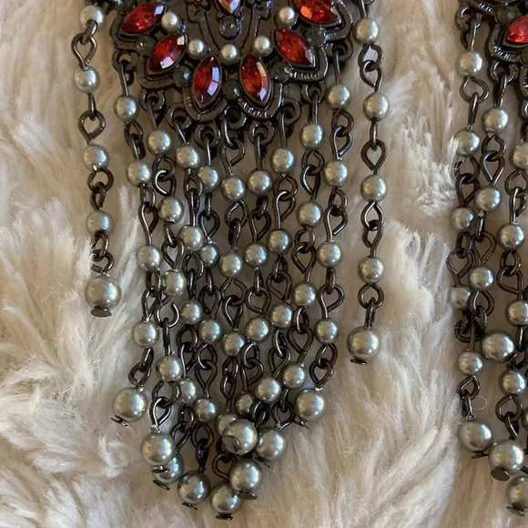 Steve Madden Earrings - Picture 3 of 4